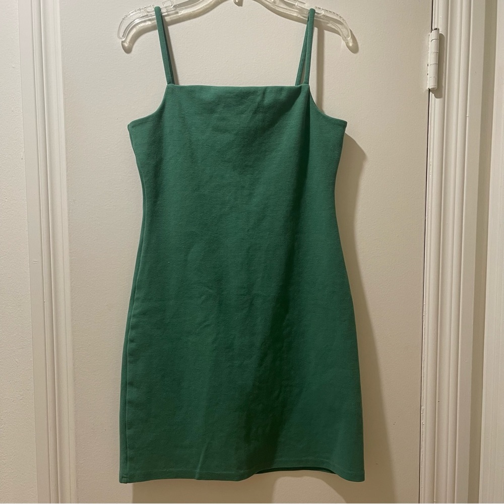 Sleeveless Green Mini Dress